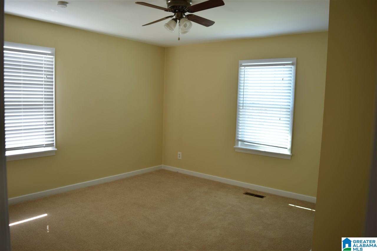 2707 8th Street Northeast Birmingham, AL 35215 - Photo 11 of 20