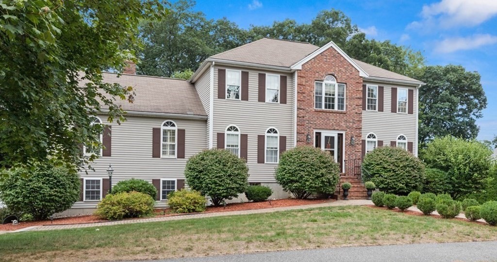 4 Chadwick Road Hudson, MA 01749 - Photo 1 of 42 Gallery Image 1