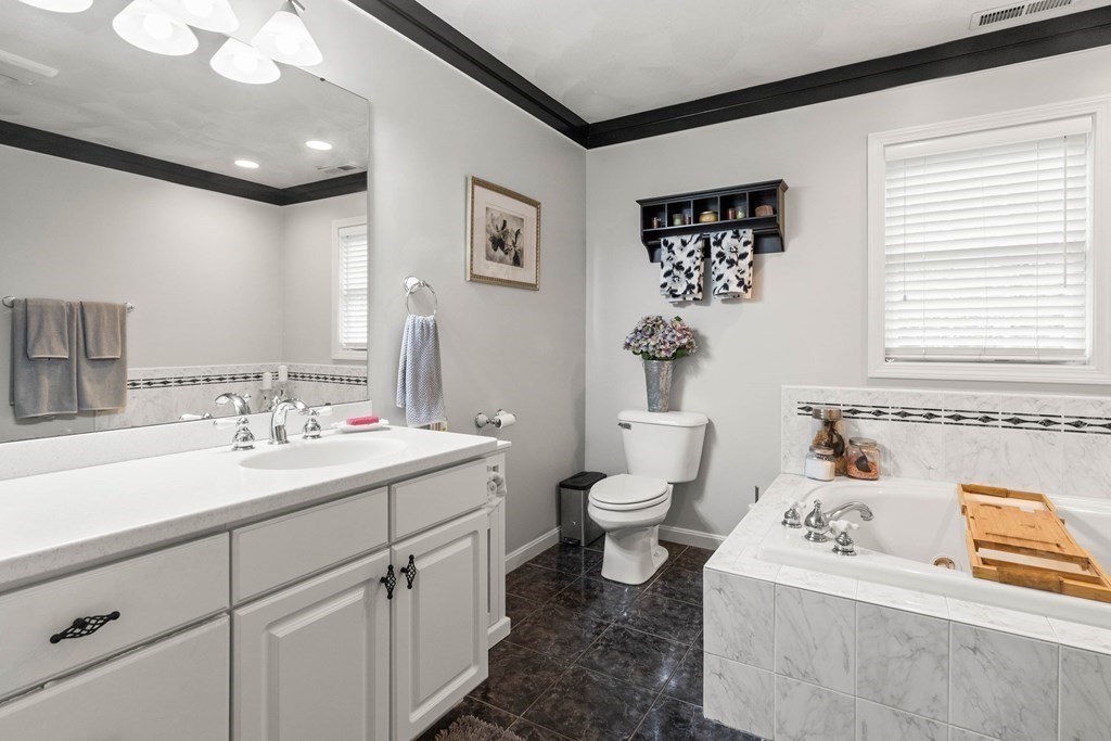 4 Chadwick Road Hudson, MA 01749 - Photo 24 of 42 Gallery Image 24