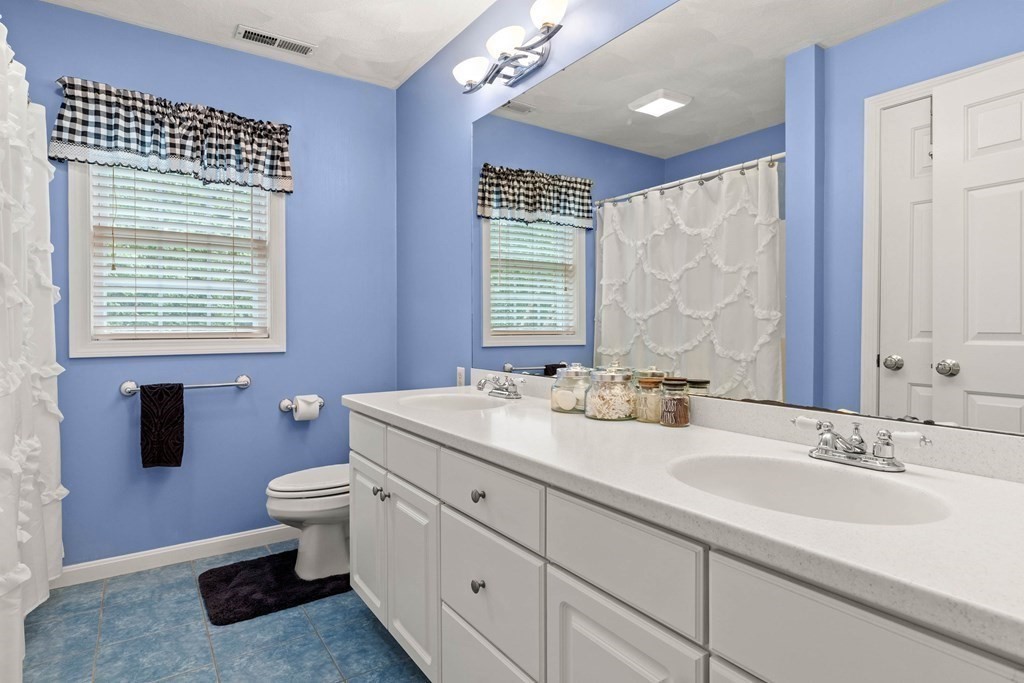 4 Chadwick Road Hudson, MA 01749 - Photo 28 of 42 Gallery Image 28