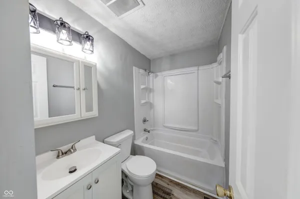 $177,500 | 2215 North Kenwood Avenue, Indianapolis, IN 46208