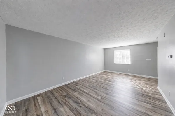 $177,500 | 2215 North Kenwood Avenue, Indianapolis, IN 46208
