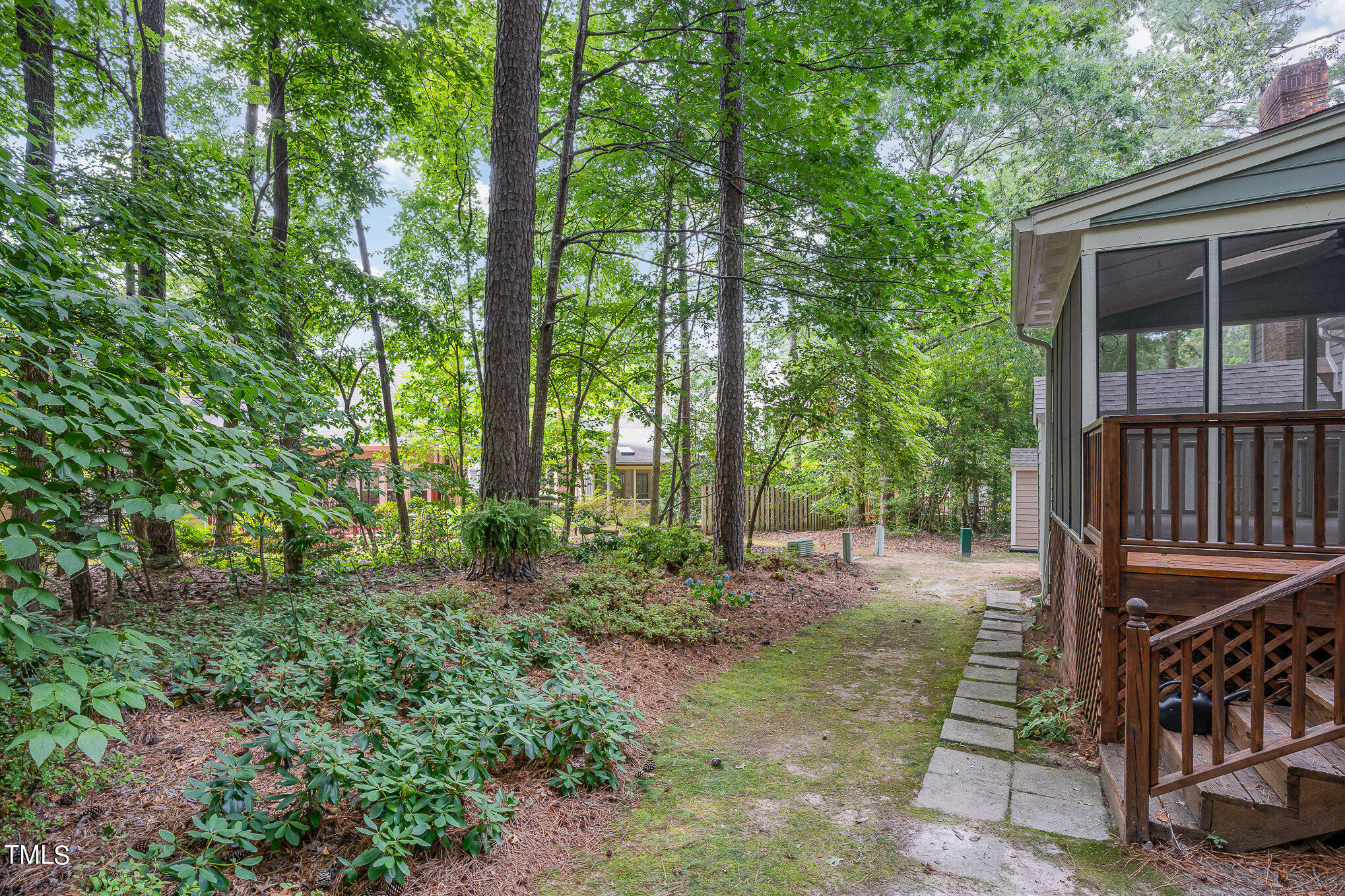 520 Weathergreen Drive Raleigh, NC 27615 - Photo 23 of 25 025_dsc00007-edit-EDITED