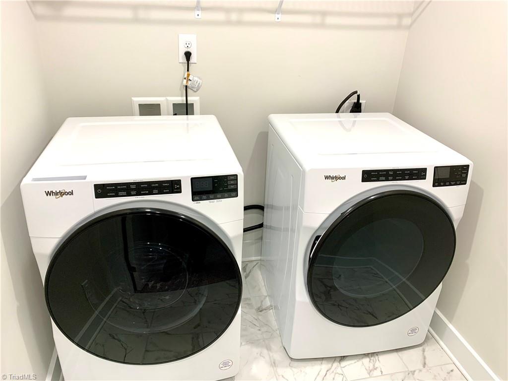 5112 Moonlight Ridge Drive Greensboro, NC 27455 - Photo 24 of 30 Laundry room