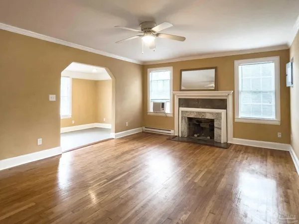 $1,295 | 2615 West Jackson Street, Pensacola, FL 32505