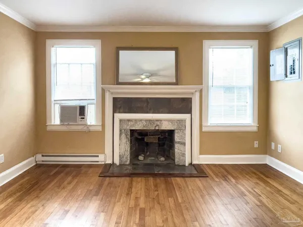 $1,295 | 2615 West Jackson Street, Pensacola, FL 32505