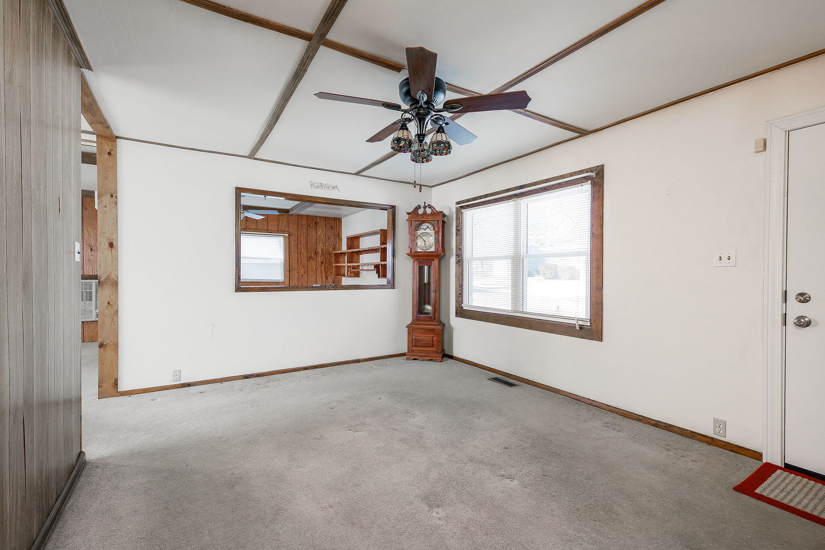225 Pell Avenue Romeoville, IL 60446 - Photo 3 of 16