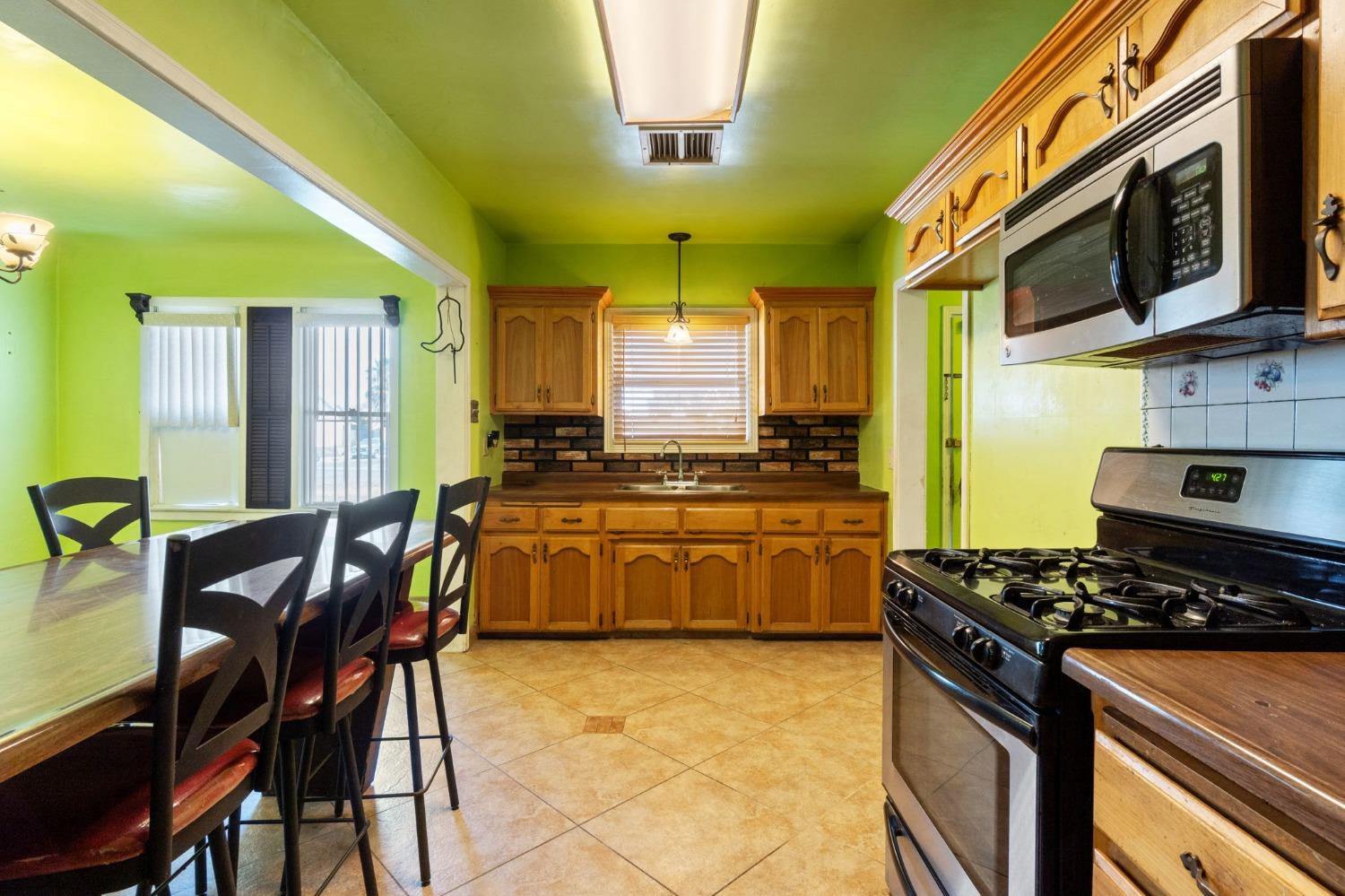 920 Riverside Drive Madera, CA 93638 - Photo 15 of 40 Gallery Image 15