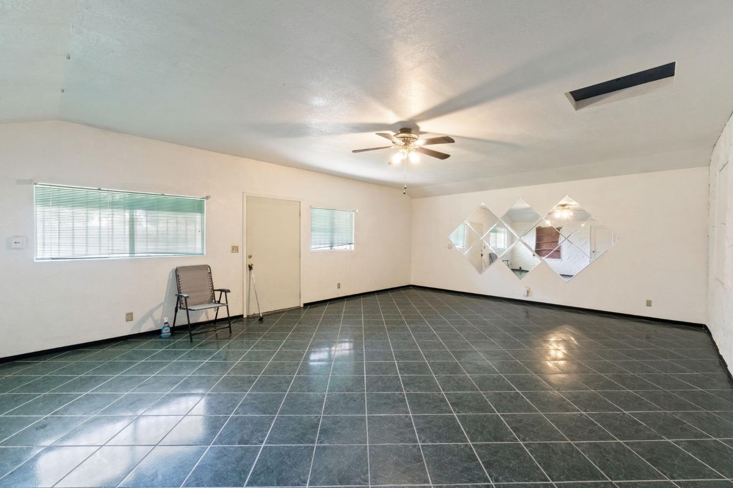 920 Riverside Drive Madera, CA 93638 - Photo 28 of 40 Gallery Image 28