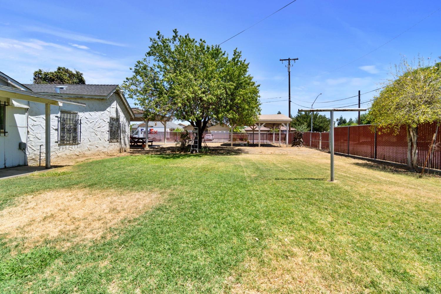 920 Riverside Drive Madera, CA 93638 - Photo 33 of 40 Gallery Image 33
