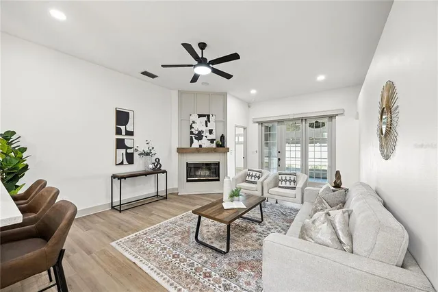 $495,000 | 544 Royal Ridge Street, Valrico, FL 33594