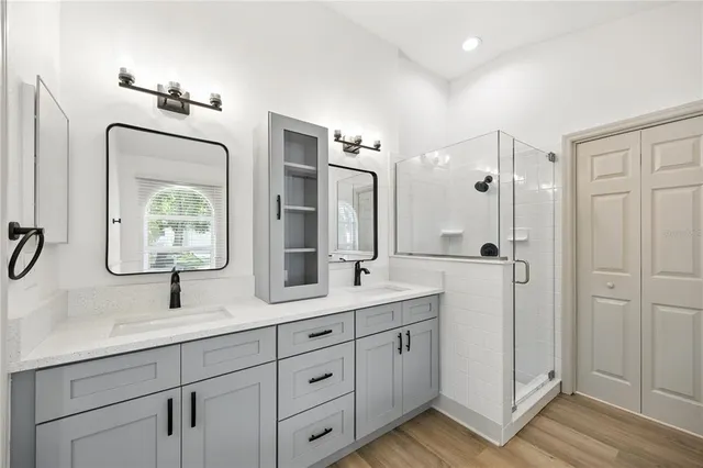 $495,000 | 544 Royal Ridge Street, Valrico, FL 33594