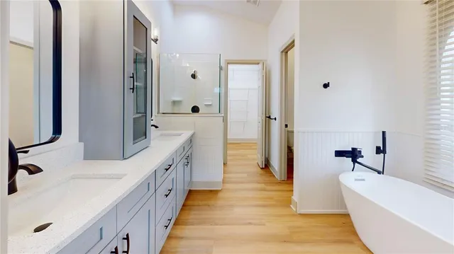 $495,000 | 544 Royal Ridge Street, Valrico, FL 33594