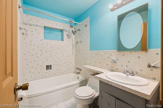 47324 Roland Street Utica, MI 48317 - Photo 22 of 34