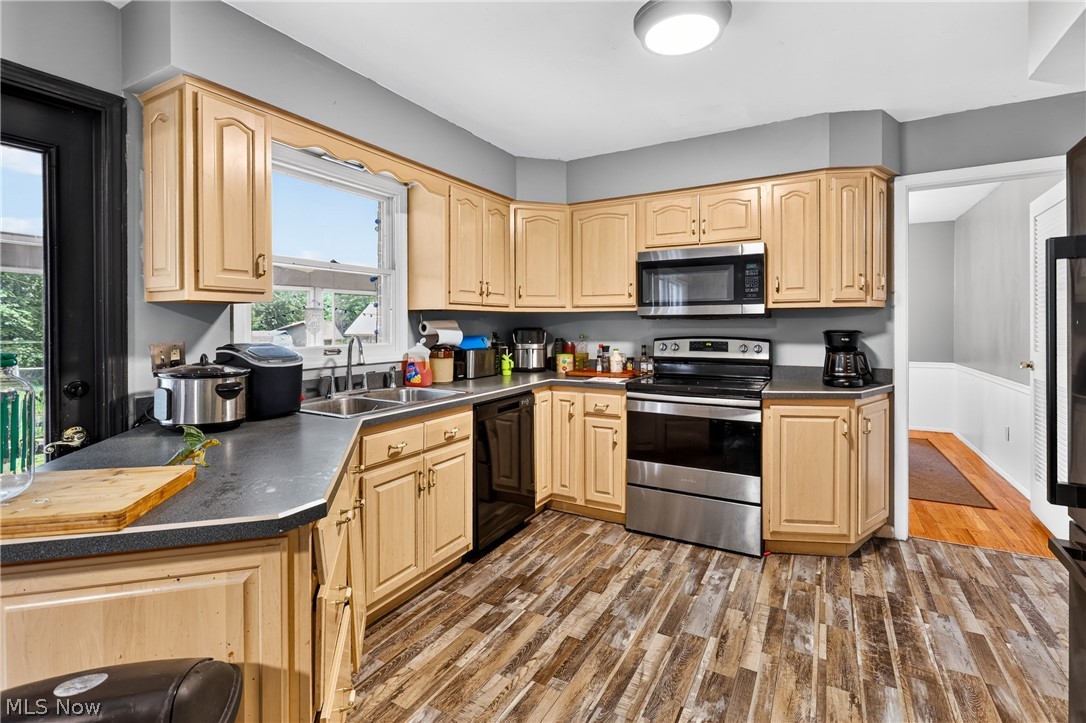 2801 Reeves Road Northeast Warren, OH 44483 - Photo 8 of 32