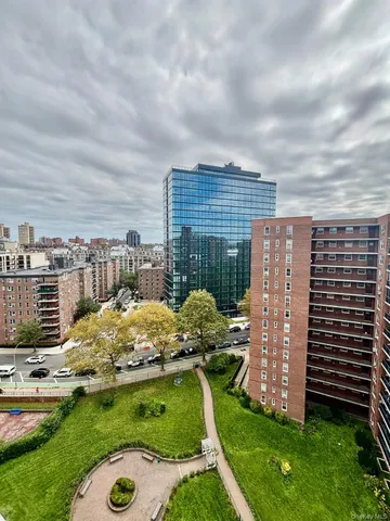 $299,000 | 98-20 62nd Drive, Unit 14C | Rego Park