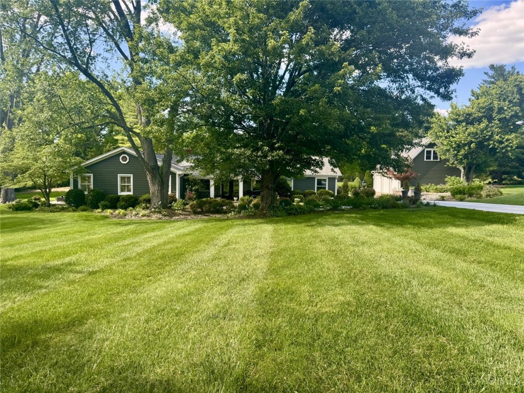 5596 Greentree Road Lebanon, OH 45036 - Photo 7 of 69