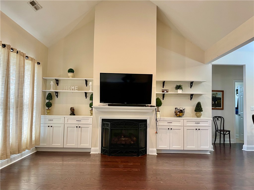 402 McClain Road Anderson, SC 29626 - Photo 17 of 48 Great Room
