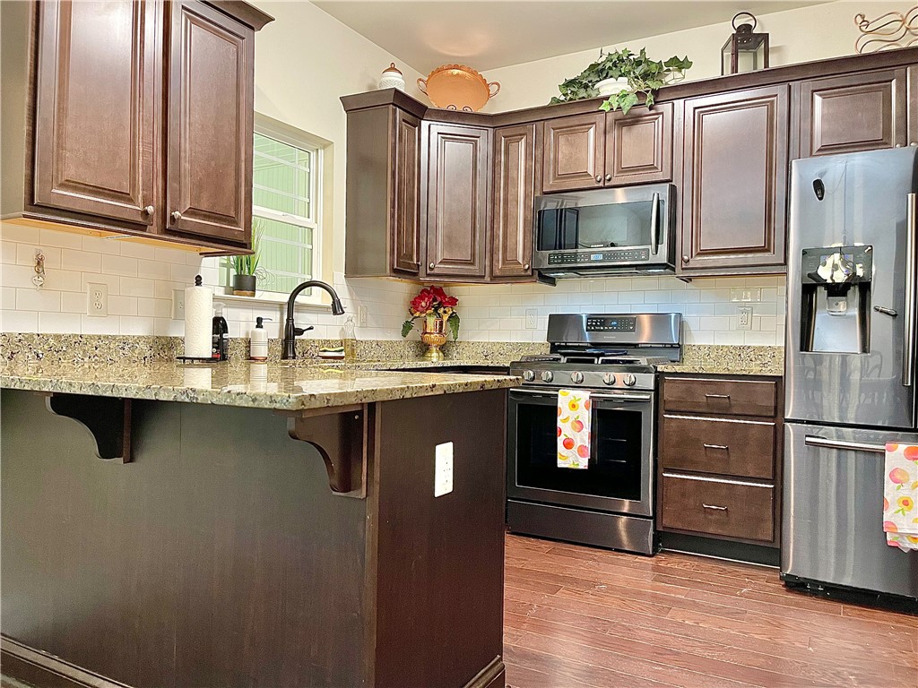 402 McClain Road Anderson, SC 29626 - Photo 19 of 48 Kitchen