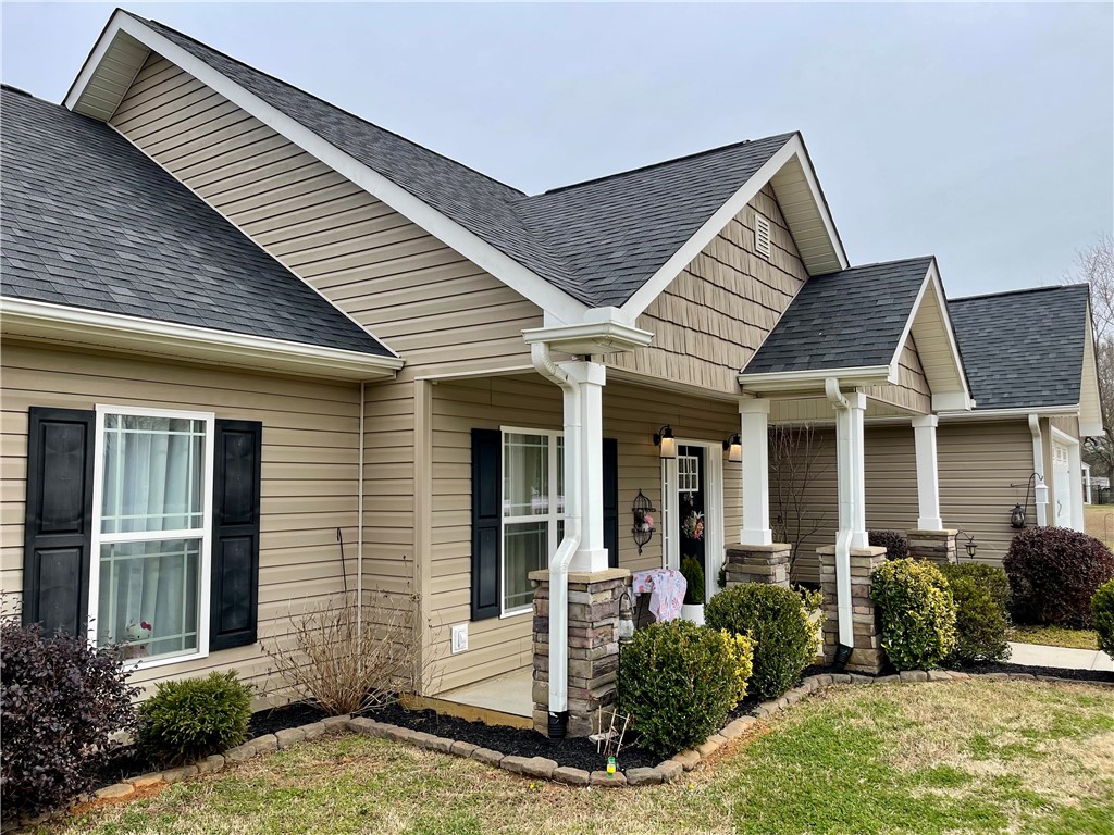 402 McClain Road Anderson, SC 29626 - Photo 8 of 48 Front View with Porch