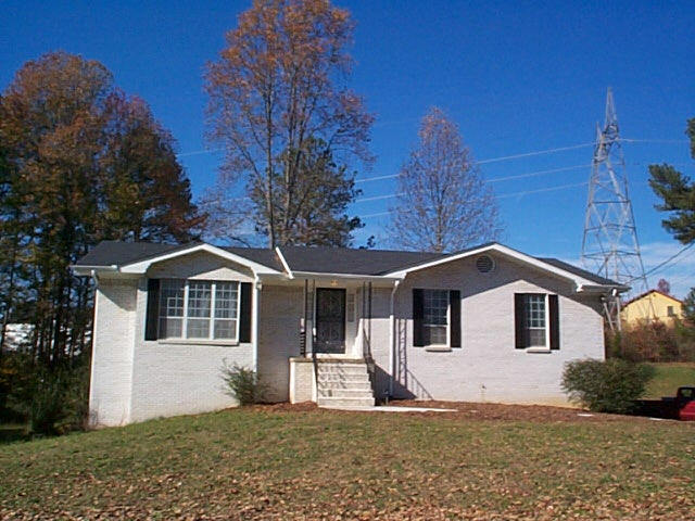 5027 Swan Road Chattanooga, TN 37416 - Photo 1 of 1 Primary Photo