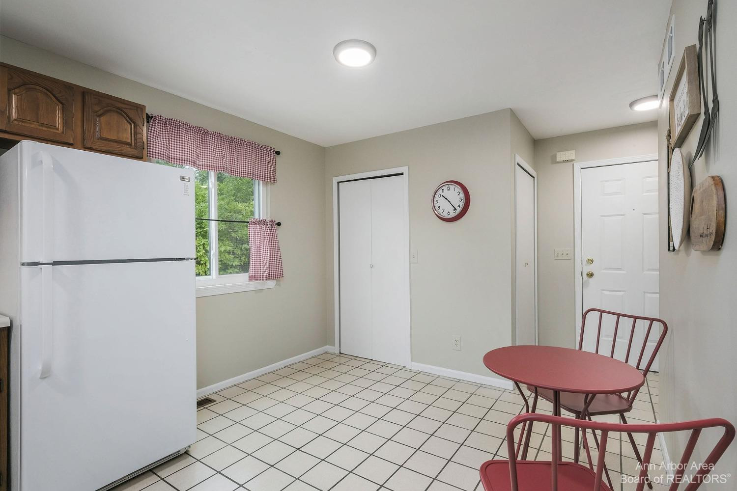 456 Rice Avenue Ypsilanti, MI 48197 - Photo 14 of 38 Photo 14