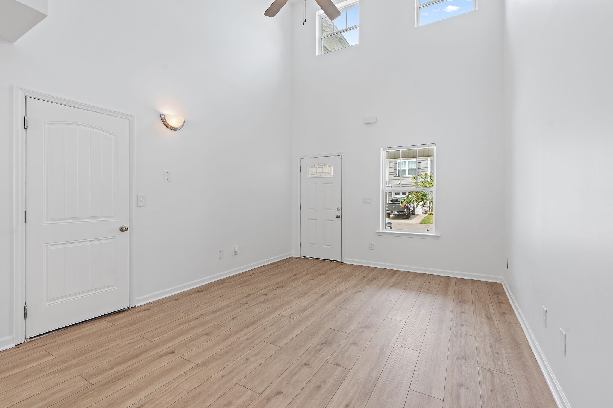 214 Ruth Way Spring Hill Spring Hill, TN 37174 - Photo 13 of 42