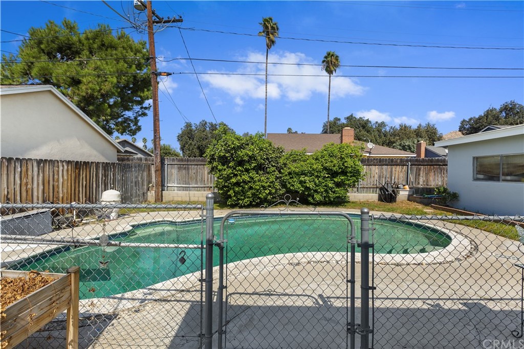 3451 Mono Drive Riverside, CA 92506 - Photo 21 of 24 a view of a house with backyard and sitting area