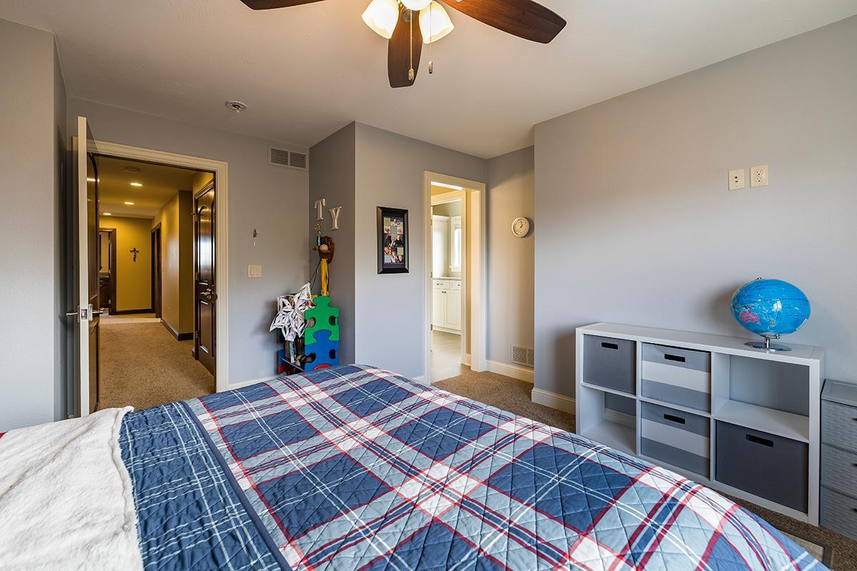 1577 Sparrow Road Waconia, MN 55387 - Photo 27 of 50 Gallery Image 27