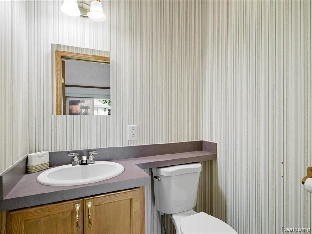 4996 Lakeshore Road Lexington, MI 48450 - Photo 26 of 37 Gallery Image 26