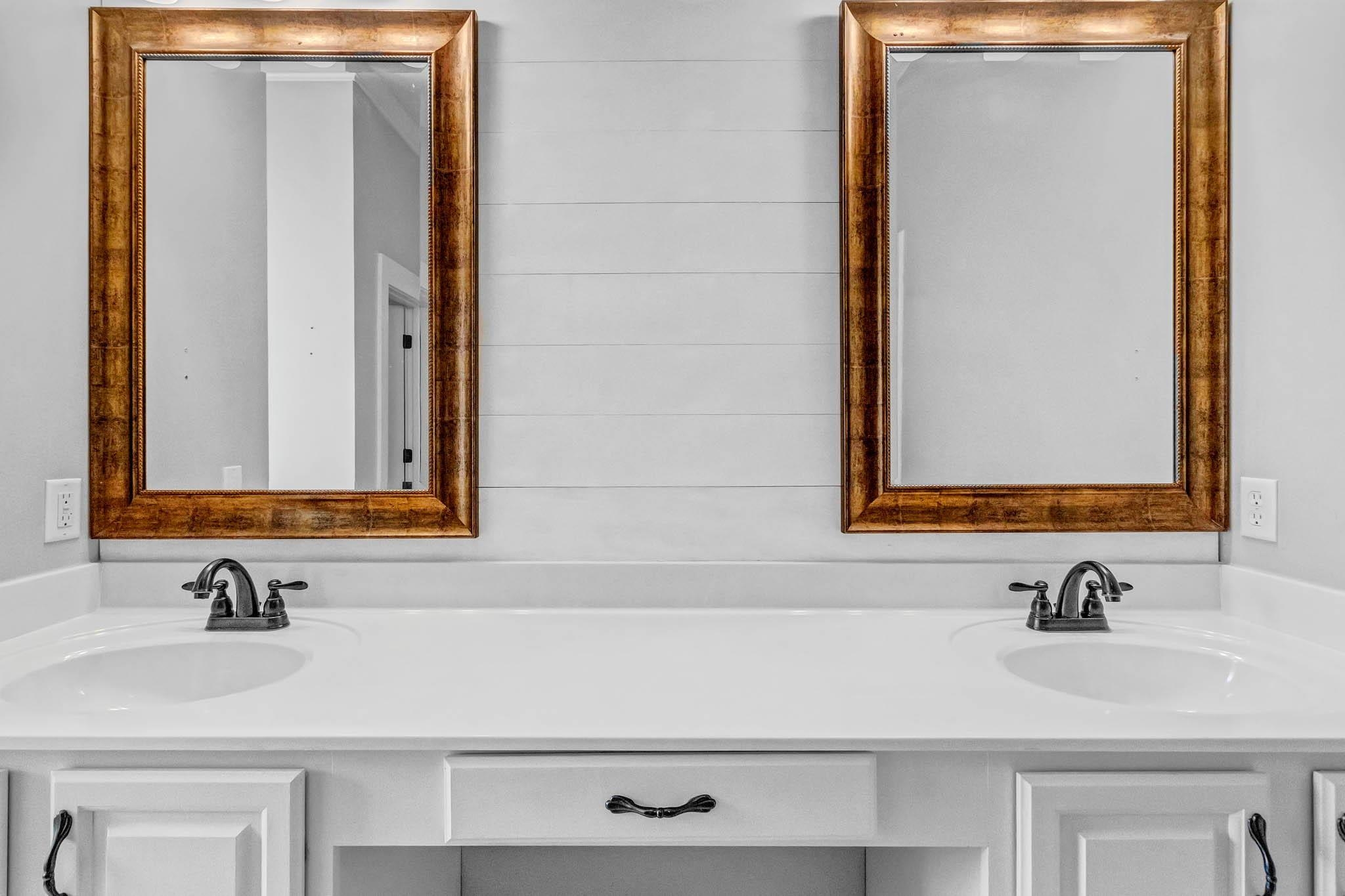 7854 Raegan Lane Daphne, AL 36527 - Photo 35 of 70 Primary Bathroom
