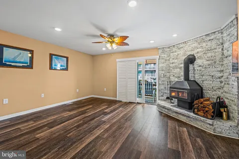 $575,000 | 11611 Windward Drive, Unit E, Ocean City, MD 21842