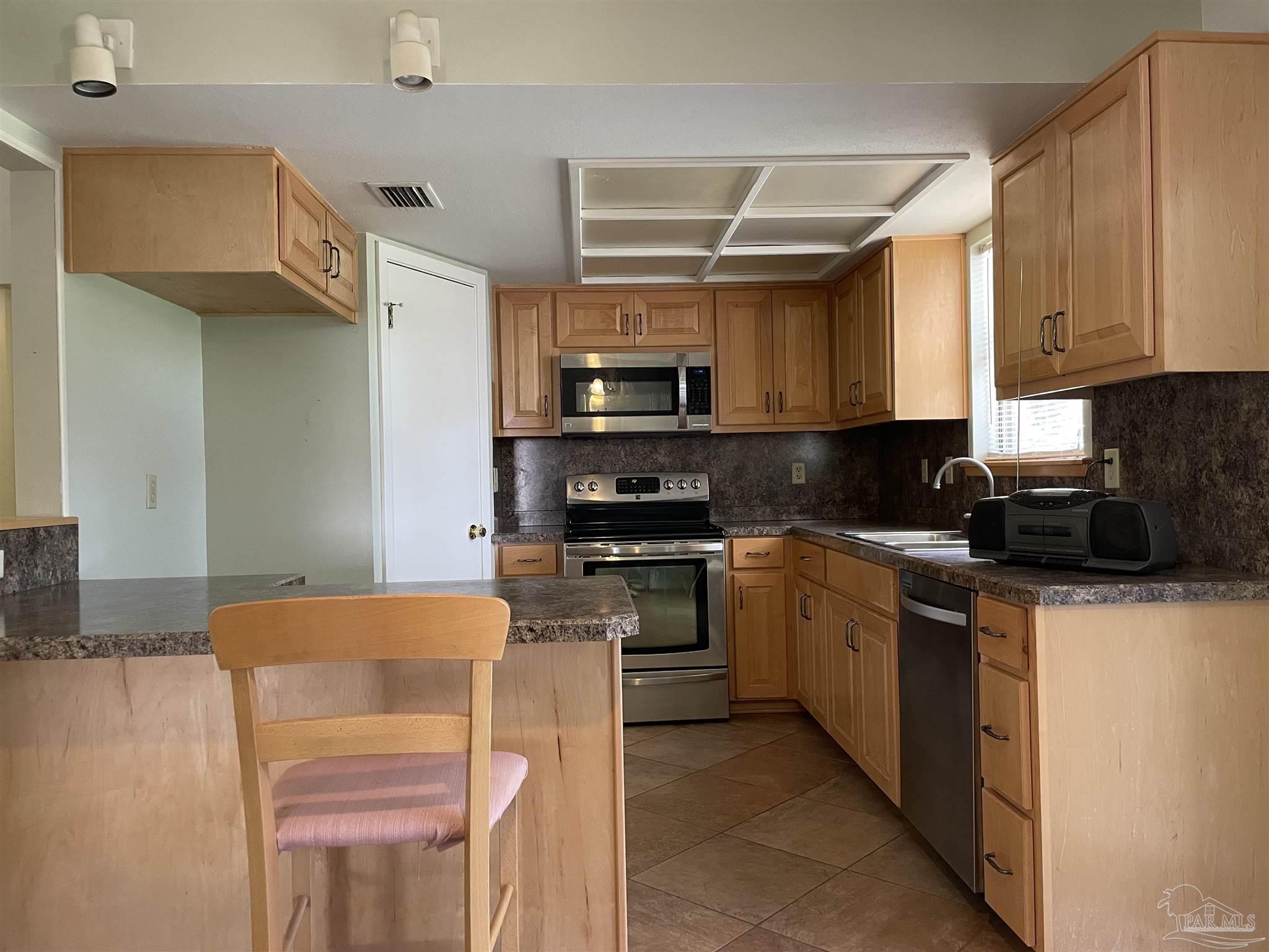 10109 Foxrun Road Pensacola, FL 32514 - Photo 15 of 26