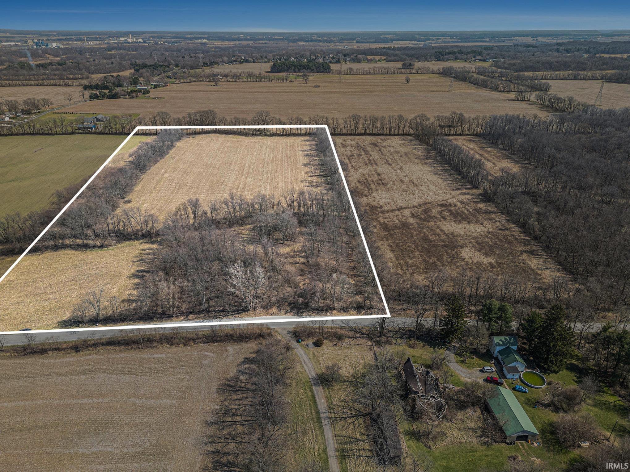 55694 County Line Road New Carlisle, IN 46552 - Photo 4 of 11 Gallery Image 4