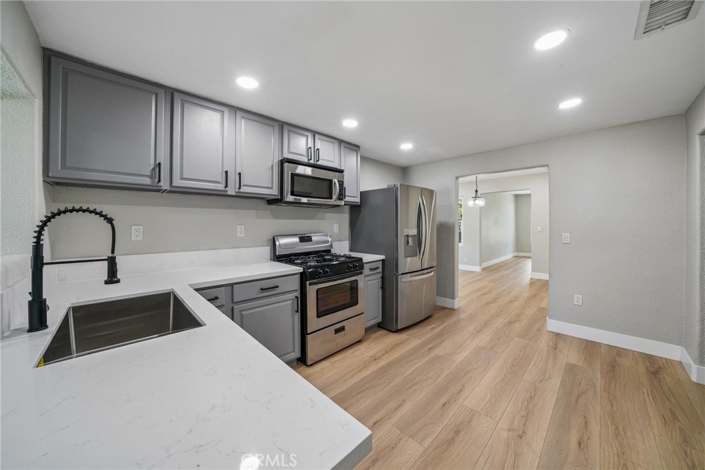 2743 12th Street Riverside, CA 92501 - Photo 22 of 62