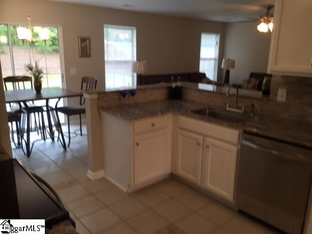 6 Hawkesbury Road Simpsonville, SC 29681 - Photo 15 of 36 Gallery Image 15