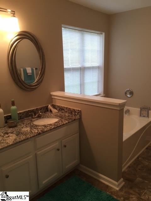 6 Hawkesbury Road Simpsonville, SC 29681 - Photo 29 of 36 Gallery Image 29