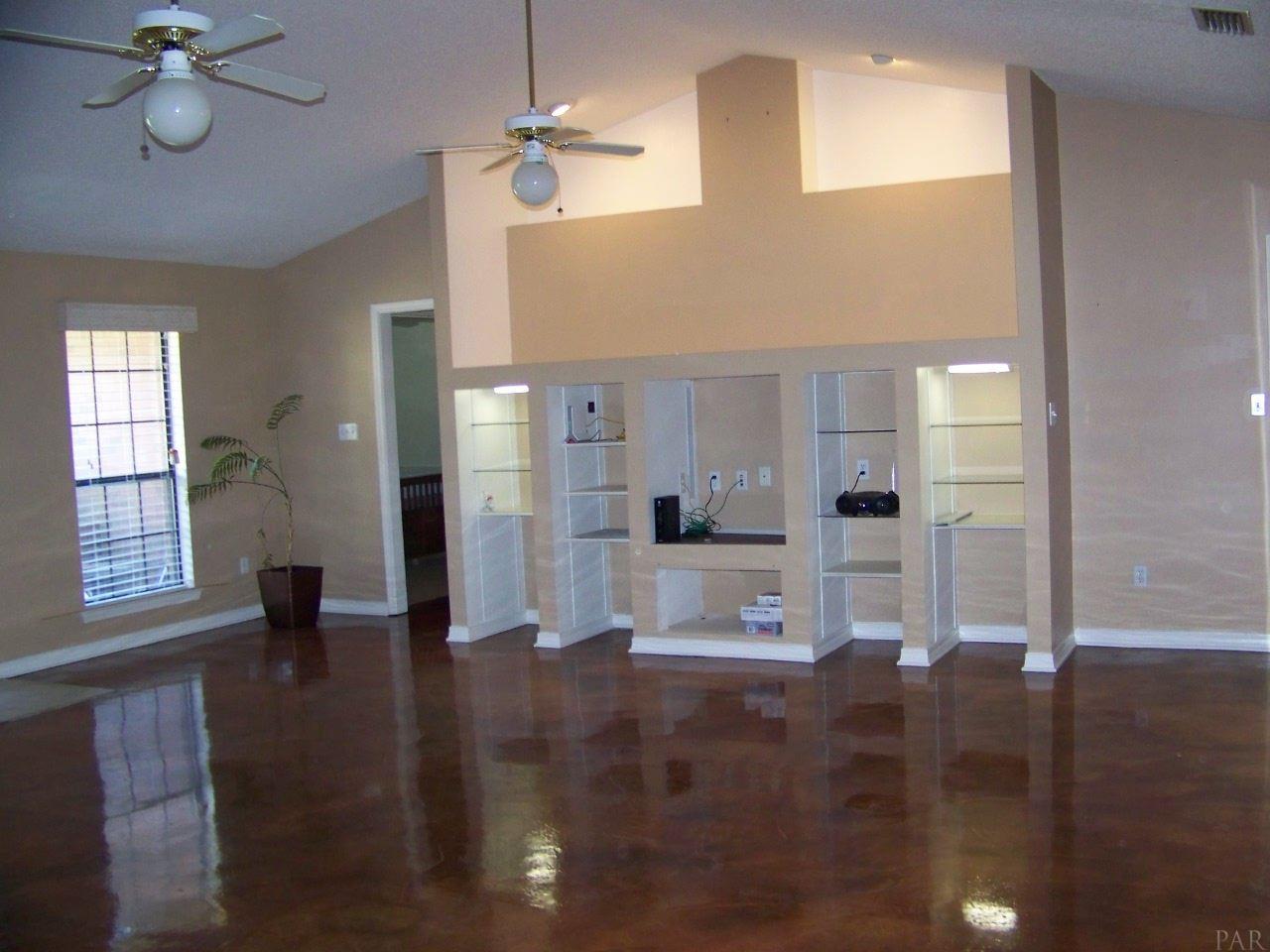 6595 Martin Road Milton, FL 32570 - Photo 4 of 21 Gallery Image 4