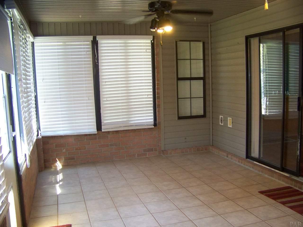 6595 Martin Road Milton, FL 32570 - Photo 7 of 21 Gallery Image 7