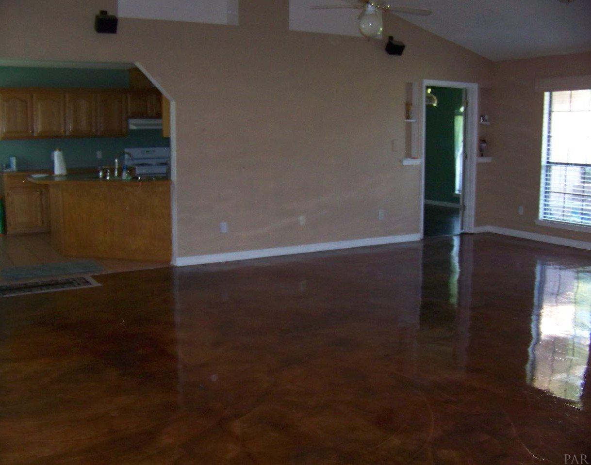 6595 Martin Road Milton, FL 32570 - Photo 9 of 21 Gallery Image 9