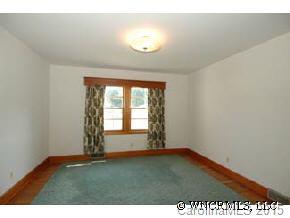 17 Rhoda Street Canton, NC 28716 - Photo 7 of 11 Gallery Image 7