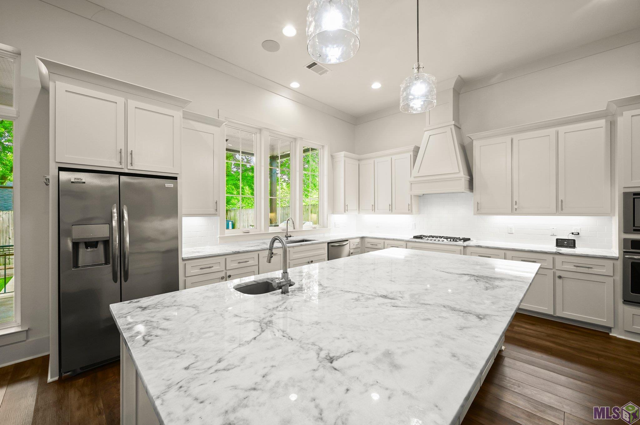 4718 Orchid Street Baton Rouge, LA 70808 - Photo 5 of 31