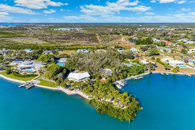 $3,900,000 | 55 Spyglass Alley, Placida, FL 33946