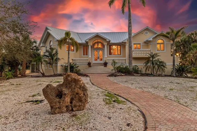 a view of an entryway with a window