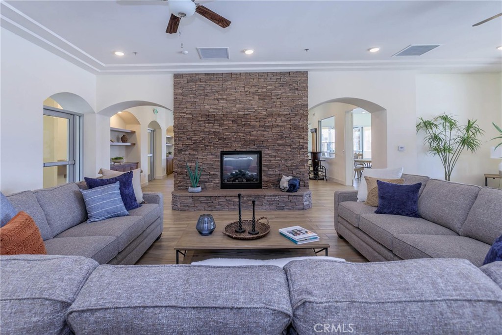 16854 Muscatel Street Hesperia, CA 92345 - Photo 4 of 18