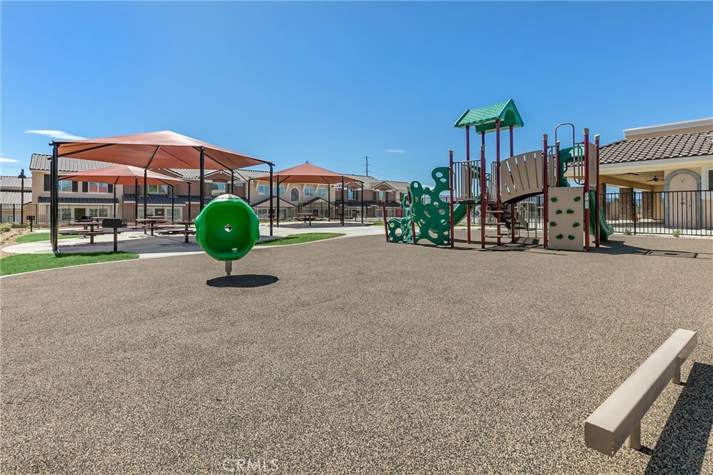 16854 Muscatel Street Hesperia, CA 92345 - Photo 7 of 18