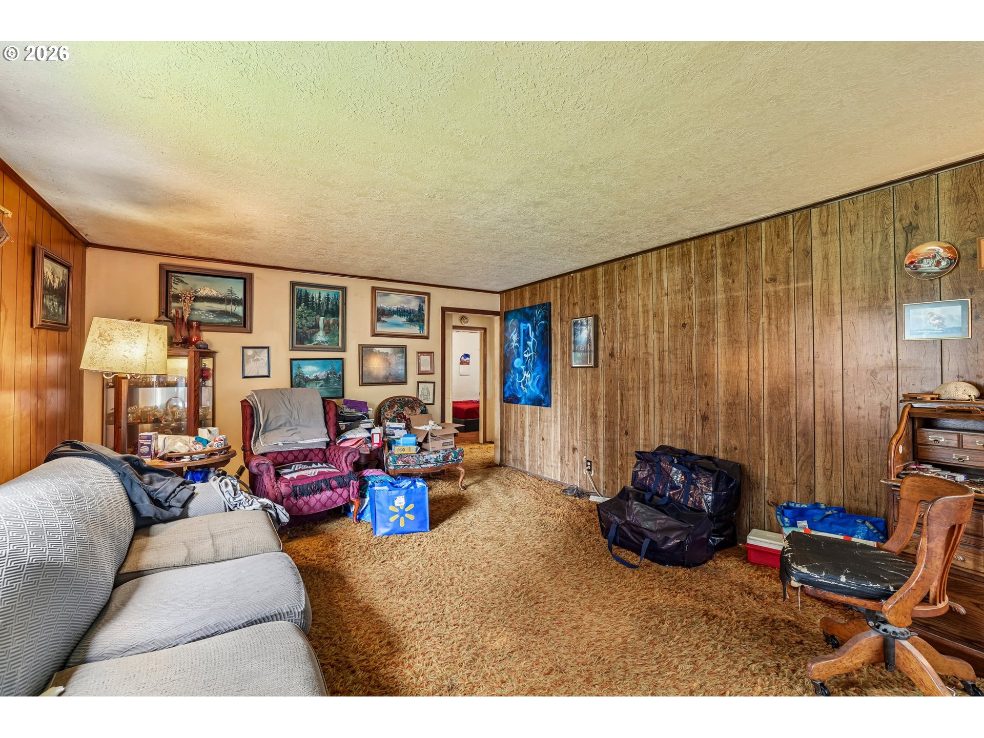 226 Mize Road Southeast Salem, OR 97302 - Photo 8 of 27 a living room with furniture a rug and a window