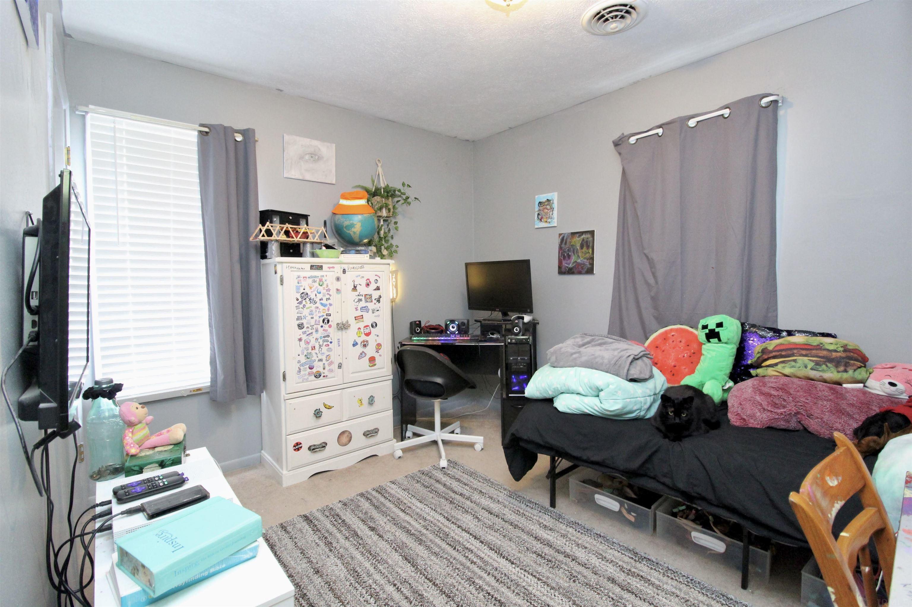 5909 East Rick Road Muncie, IN 47303 - Photo 12 of 25 Gallery Image 12
