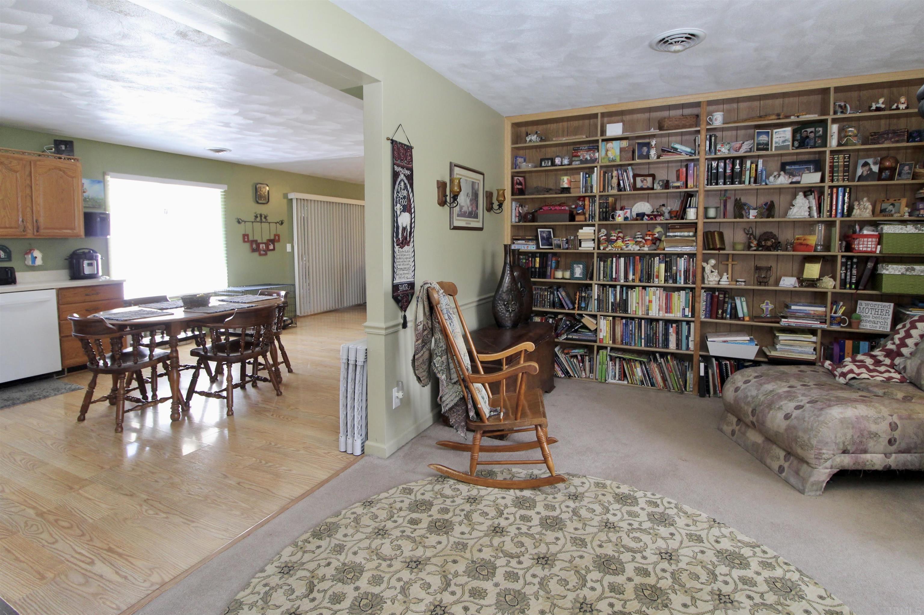 5909 East Rick Road Muncie, IN 47303 - Photo 3 of 25 Gallery Image 3
