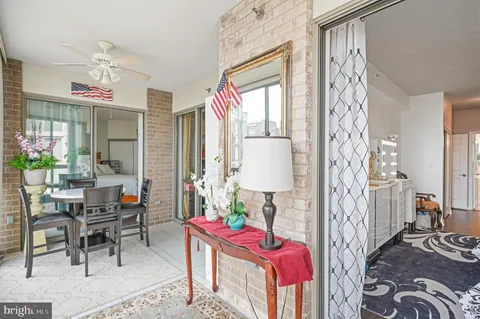 $435,000 | 19365 Cypress Ridge Terrace, Unit 510, Leesburg, VA 20176